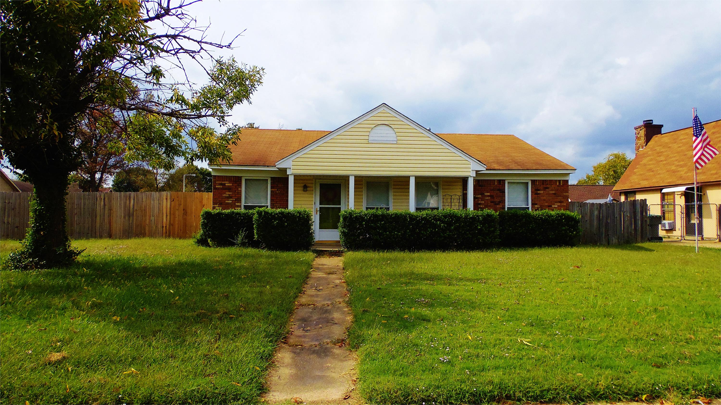 2793 Dromedary Dr